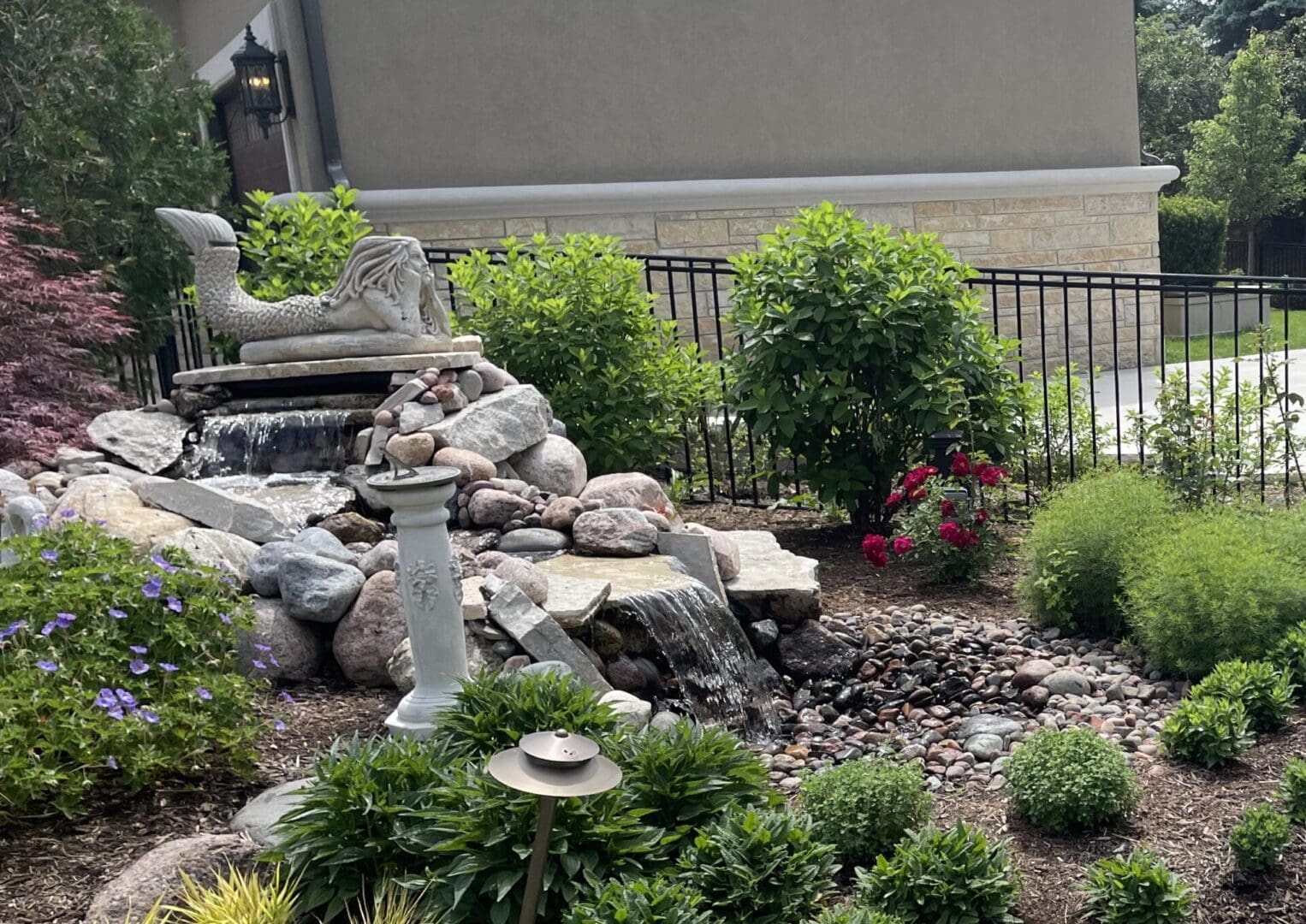 Custom water feature in Naperville, IL
